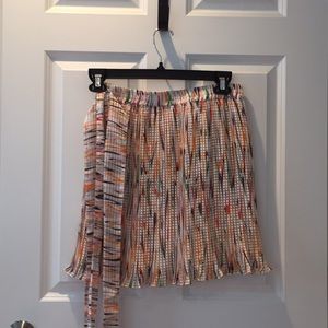 100 poly skirt